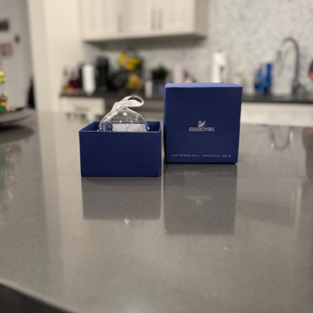 Swarovski 2015 Holiday Ornament - Picture 4 of 8